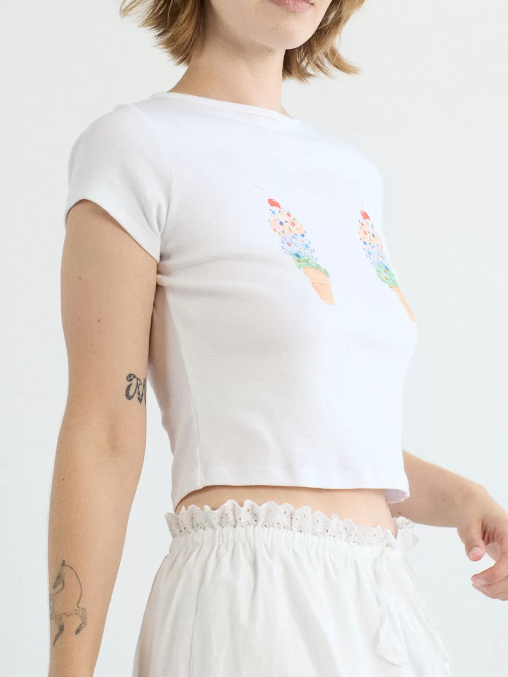 Online Lisa Says Gah Alex Tee - Ice Cream Cones IceCreamCones