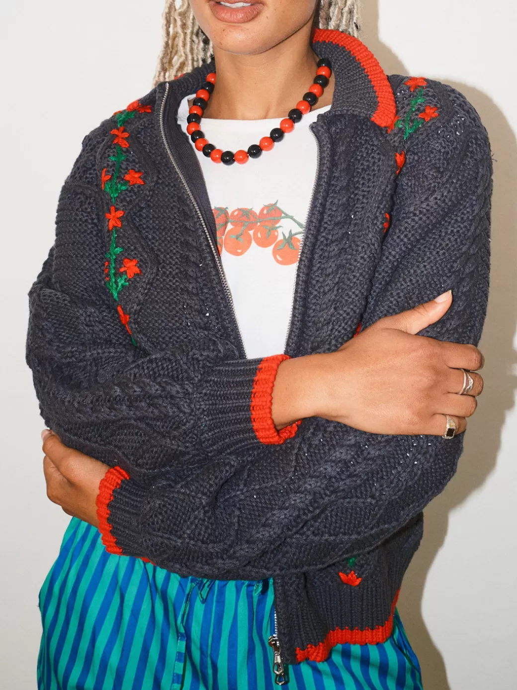Store Lisa Says Gah Lola Beaded Necklace - Red/Black RED/BLK