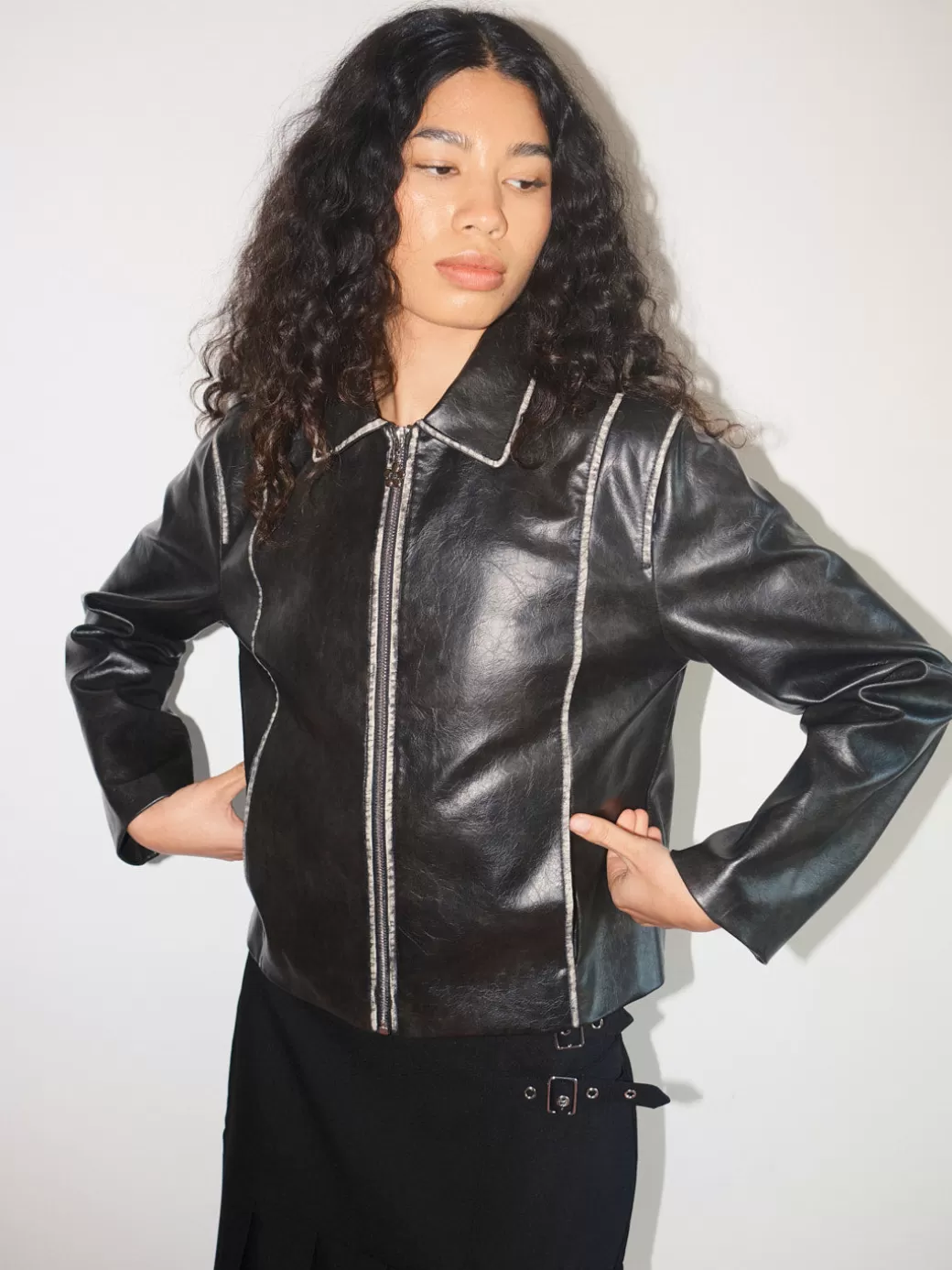 Shop Lisa Says Gah Shyla Jacket - Washed Black WB